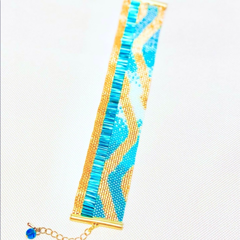 Handmade Miyuki Delica glass bead bracelet, super sparkly, one of a kind